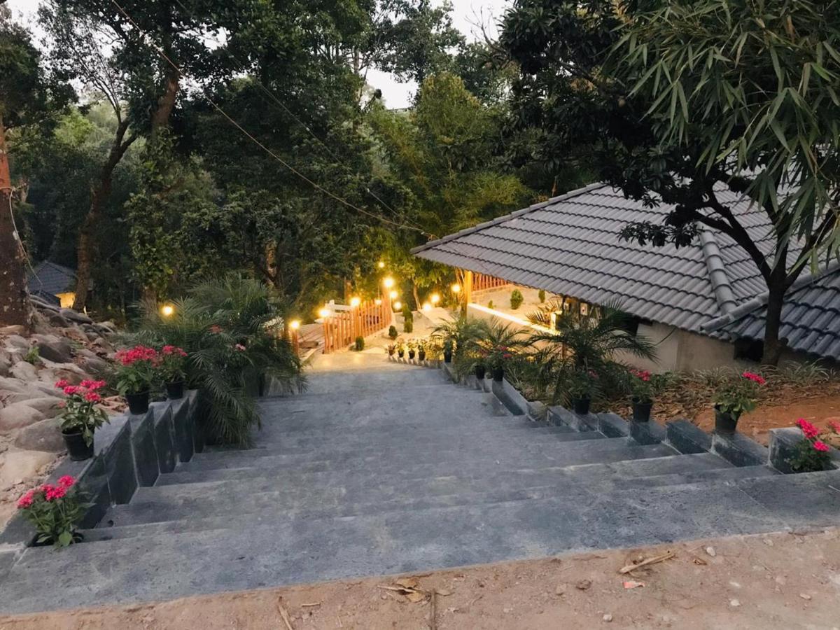 Misty Rain Estate Madikeri Exterior photo