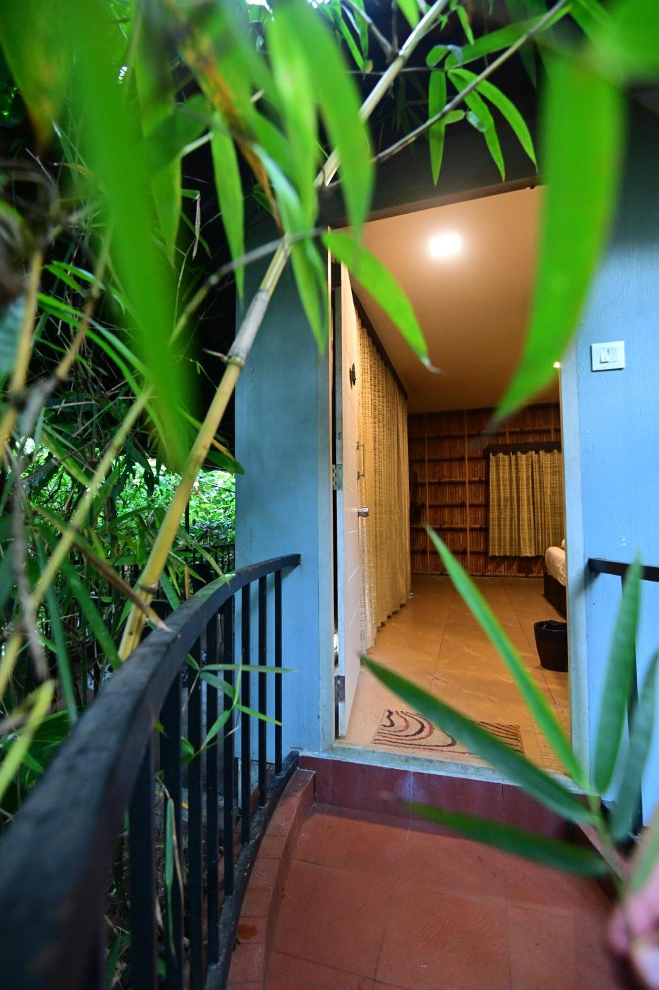 Misty Rain Estate Madikeri Exterior photo