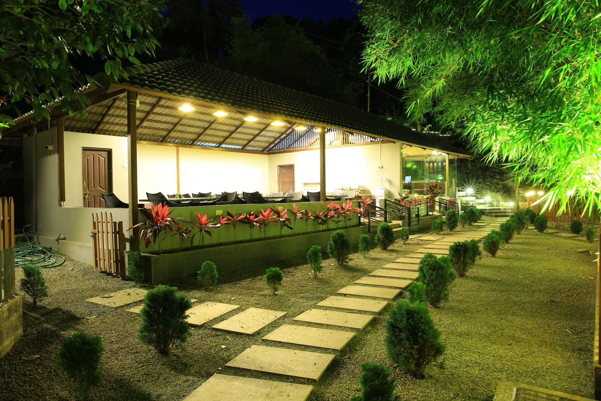 Misty Rain Estate Madikeri Exterior photo